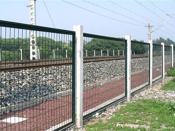 铁路护栏网图片3